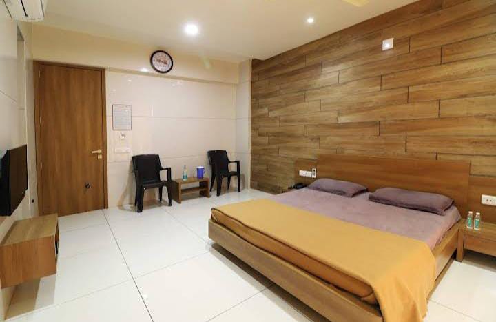 2 Bed Room at Maheshwari Seva Sadan Pushkar